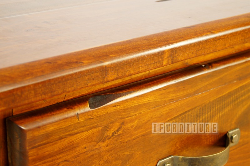 CALINGTON Rustic Pine Lamp Table