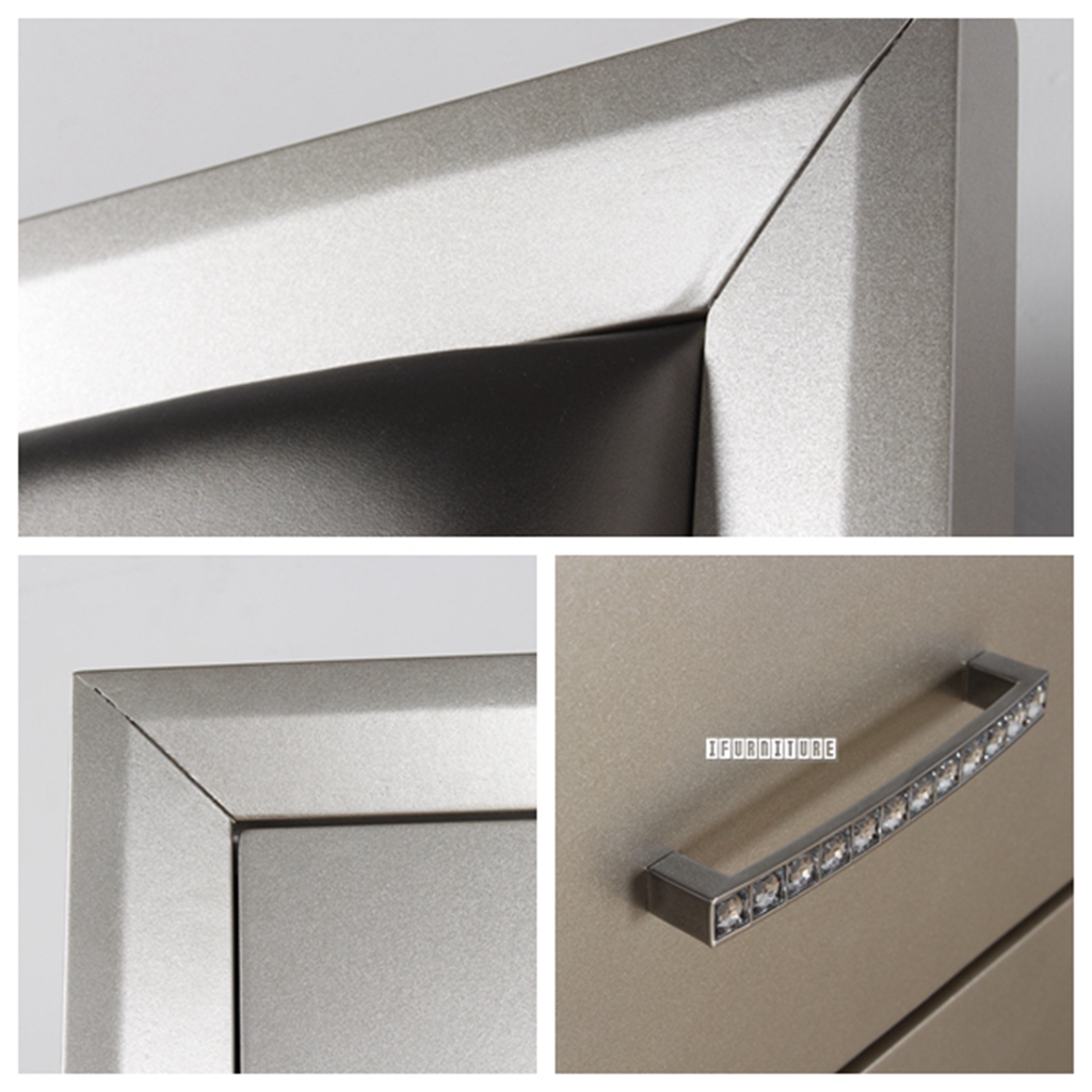 EUREKA Bedside Table