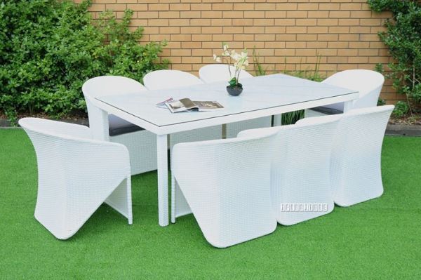 Picture of Veneto 9 PC Outdoor Dining Set *Aluminium Frame