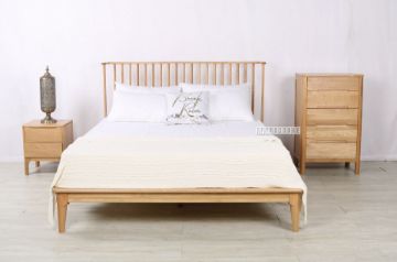 Picture of Helsinki 4pc Combo in Queen Size *Solid Oak