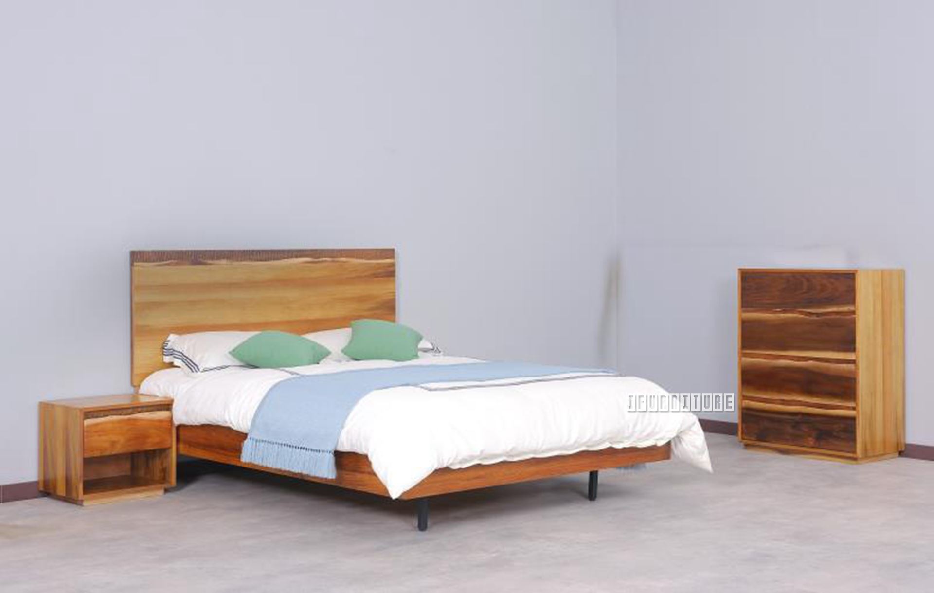 Brisbane Australian Blackwood Queen Size Bed *Live Edge