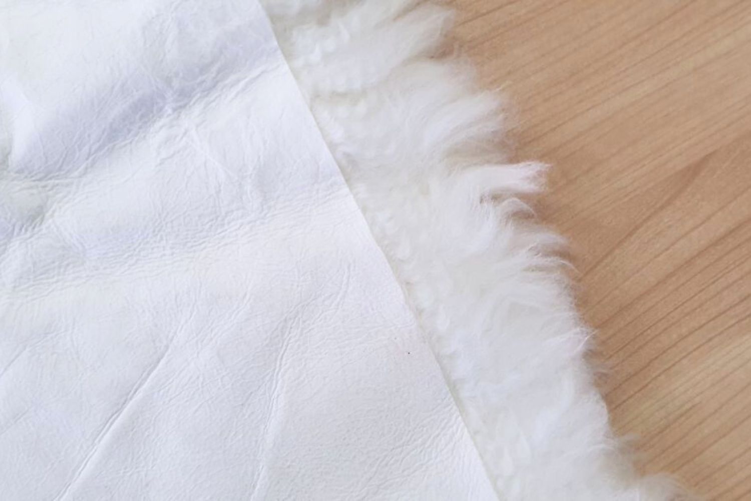 Sheepskin Rug (White) Small