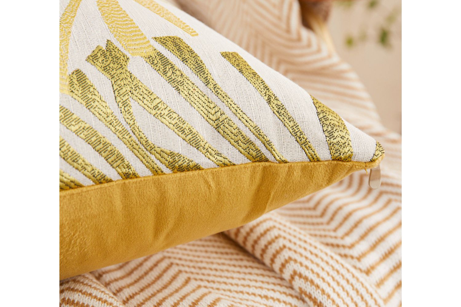 PALM LEAVES 3D Jacquard Pillow Cushion with Inner (45x45) Golden Brown