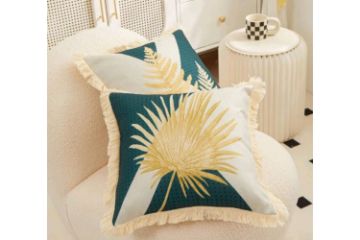 Picture of GOLDEN Leaf Fringe Trim Cushions with Inner (45x45cm)