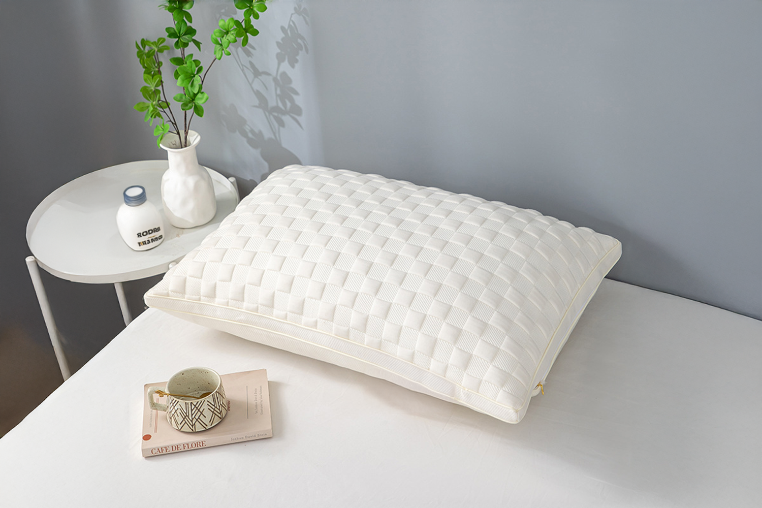 PICCOLO Knitted Cloudpatterned Small Grid Microfibre 3D Pillow