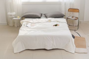 Picture of JACQUARD Soybean Fiber Cotton Quilt (210x210cm)