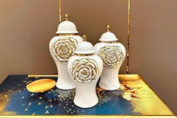 Picture of YARRA Ceramic Ginger Flower Vase - Small