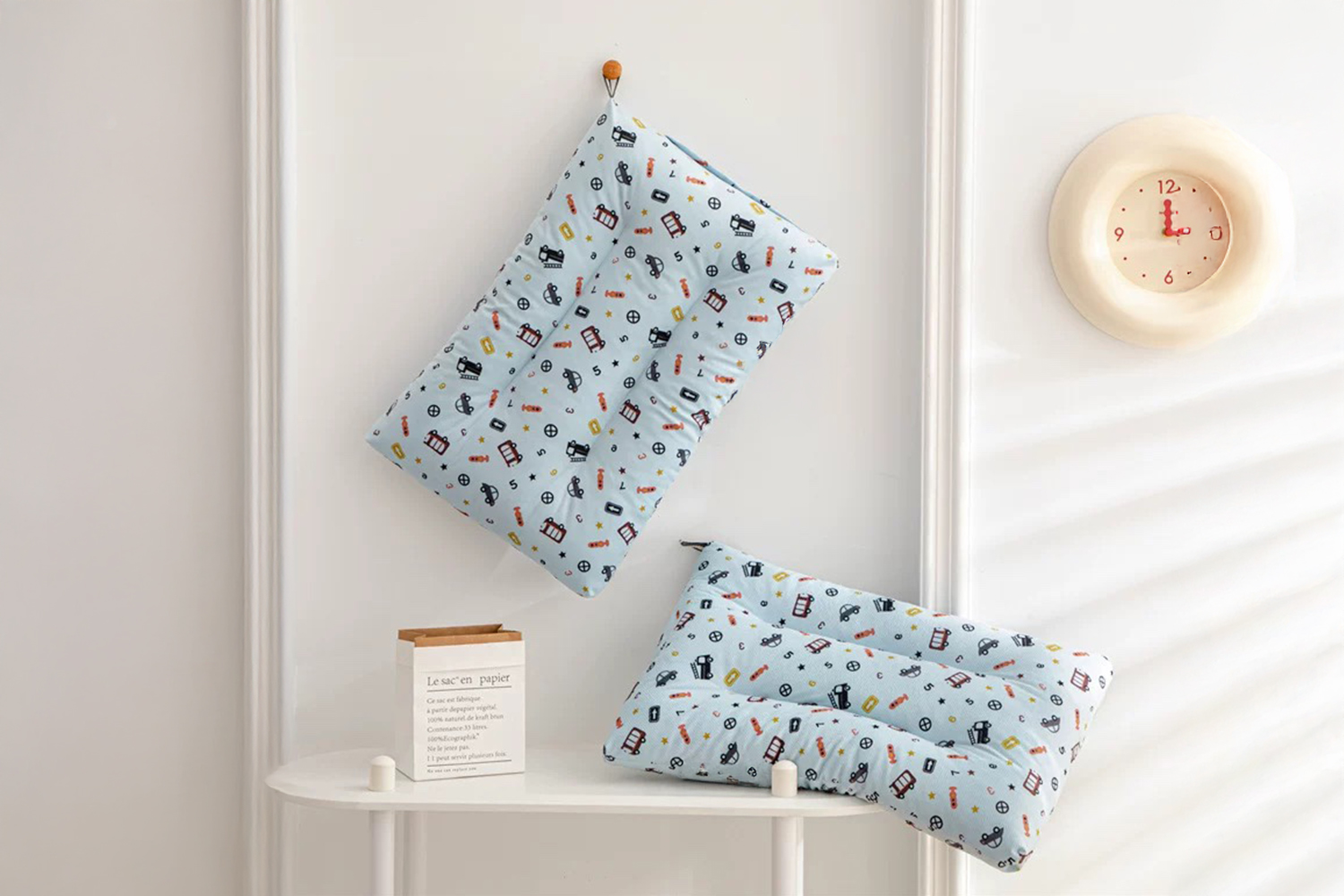 ANAIS Velvet Fabric Kids' Pillow