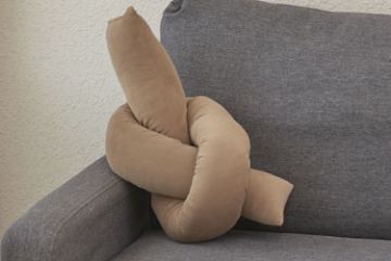 Picture of 375-005 Decorative Knot Cushion (160x12)