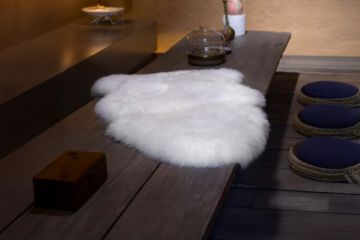 Picture of 388-002 Natural Long Wool Sheepskin Rug - (95x60cm)