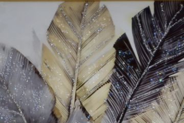 Picture of 357-018 Decorative Wall Art with Golden Frame (50x70cm)